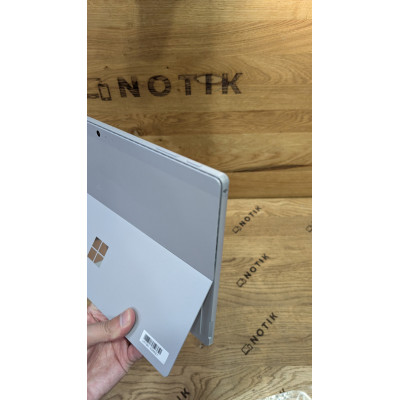 Ноутбук-планшет Microsoft Surface Pro 1807 i5-7300U